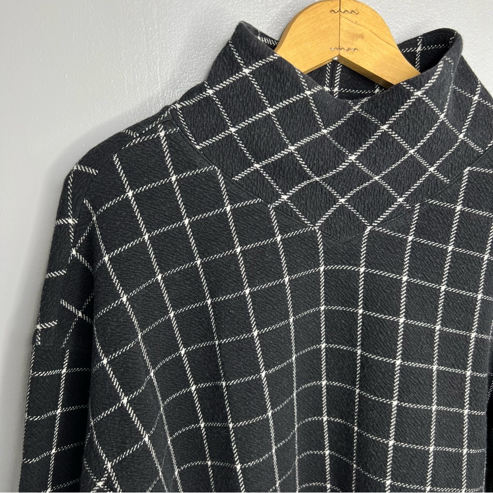 MADWELL BLACK with WHITE SOFTMOCK TURTLENECK TOP - Picture 3 of 5